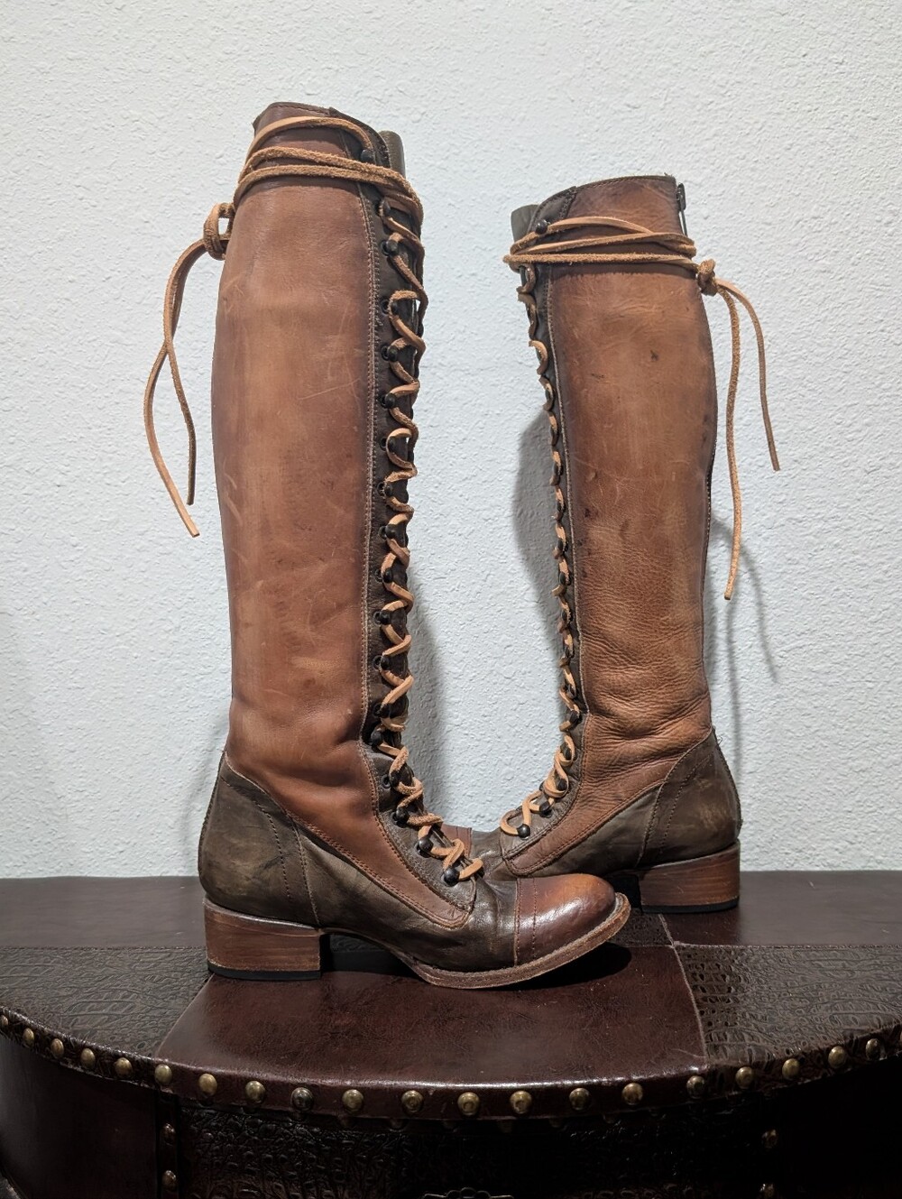 RARE Freebird Arlo Distressed Leather Lace-Up Over-The-Knee Boots Size 7 - Picture 5 of 16